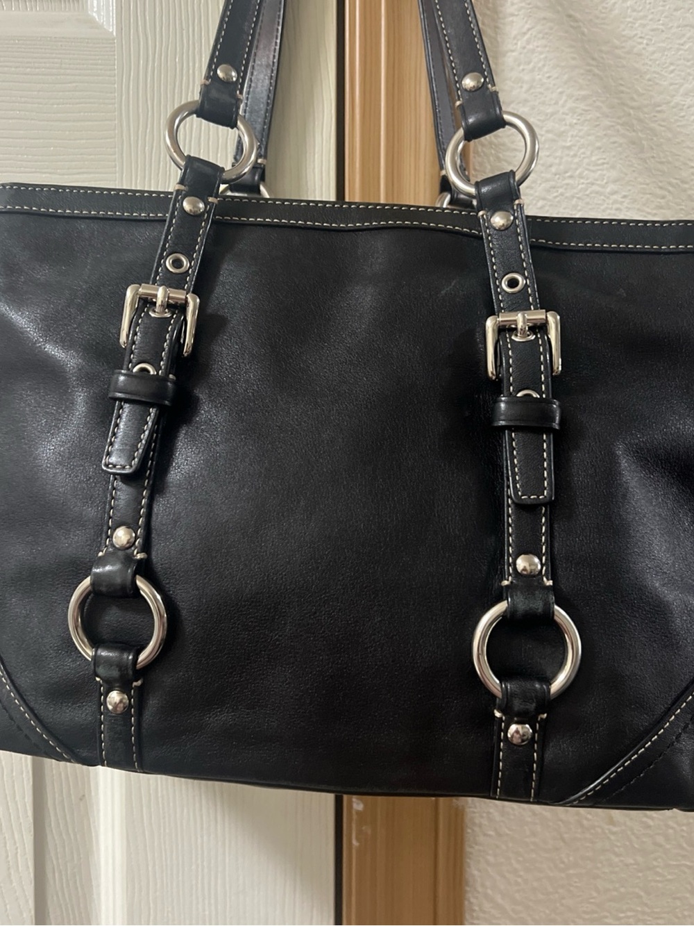 Coach Black Leather Tote Shoulder Bag Silver Hardware Multi Pocket Zip Top